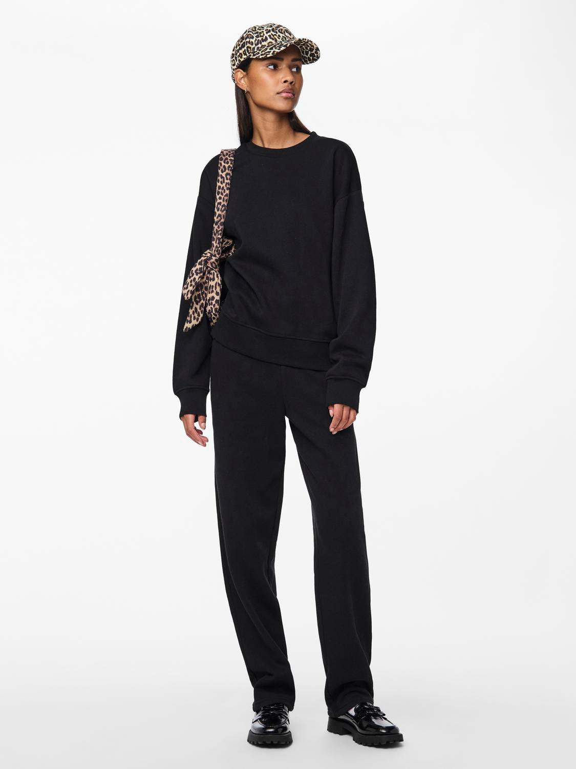 PCCHILLI Crewneck Sweatshirt - Black
